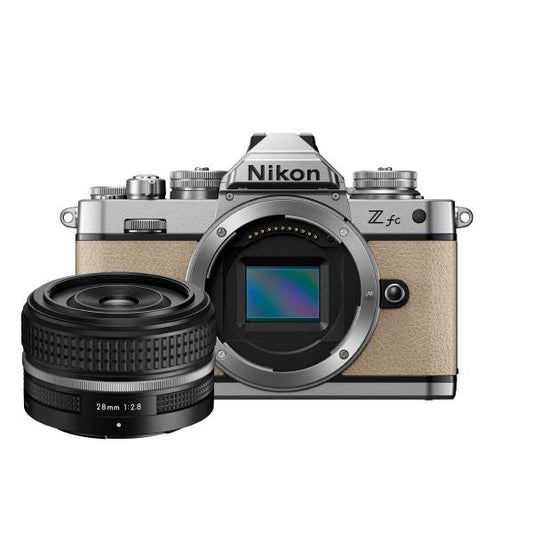 Nikon Z fc Sand Beige + NIKKOR Z 28 f/2.8 (SE)