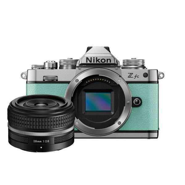 Nikon Z fc Mint Green + NIKKOR Z 28 f/2.8 (SE)